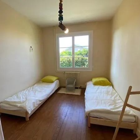 Maison Au Calme A Mestras Дом отдыха *